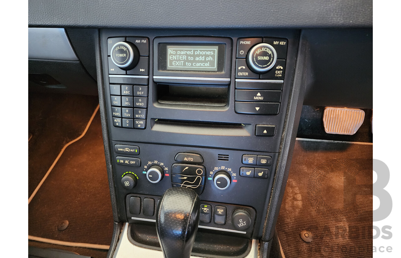 2/2014 Volvo XC90 D5 R-Design (AWD)  MY14 4d Wagon Blue Turbo Diesel 2.4L