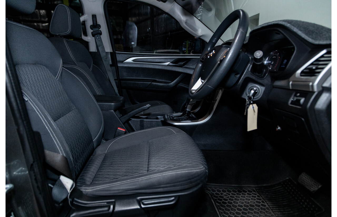 6/2018 Ldv T60 PRO (4x4) SK8C Double Cab Utility Grey Turbo Diesel 2.8L