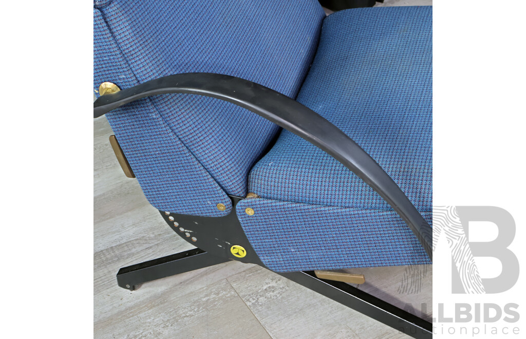 P40 Lounge Chair by Osvaldo Borsani for Tecno