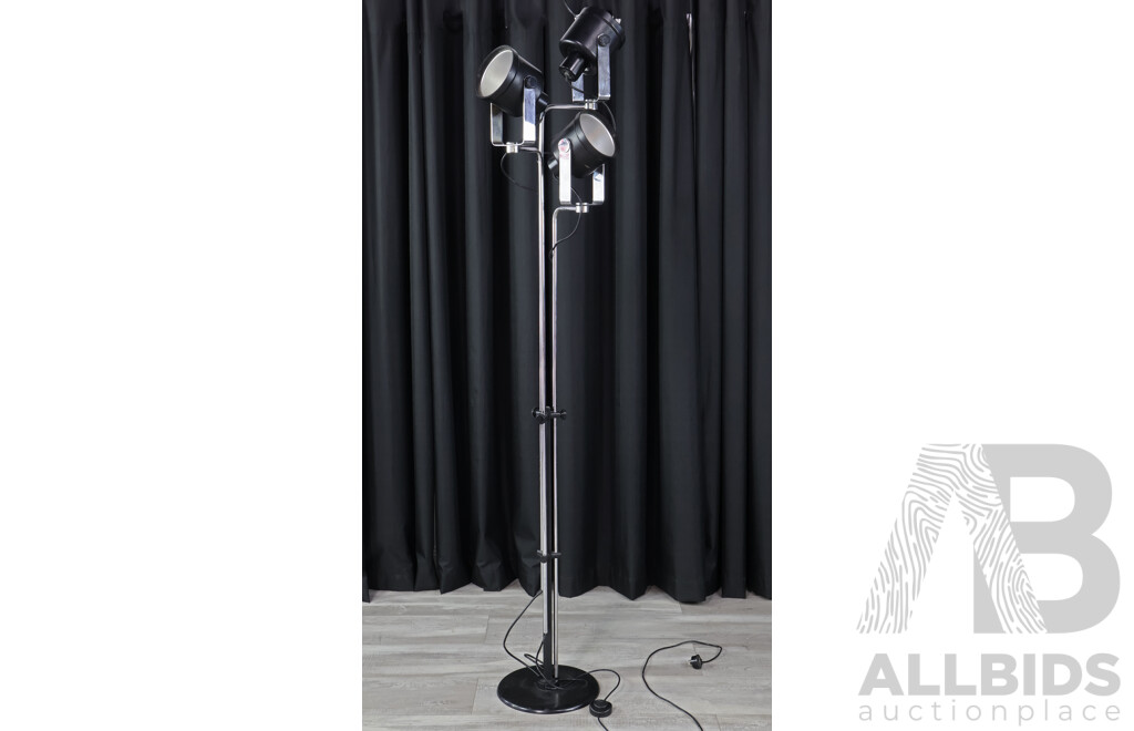 P433 Floor Lamp by Brusasco & Torretta for Luci, Illuminazione D'Interni