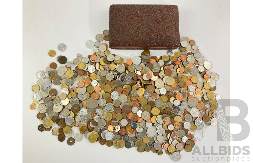 Collection of Vintage International Coins Including India KGV, Germany, Spain, Indonesia, PNG, Sri Lanka, Brazil, China, Argentina, Malaysia, Phillipines, UK, Greece, USA and More - Approximately 3.8 Kilograms