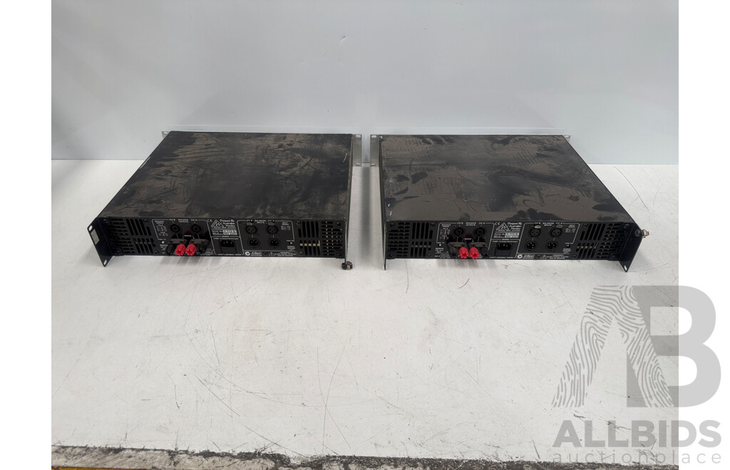 2x Australian Monitor KA800 Power Amplifier