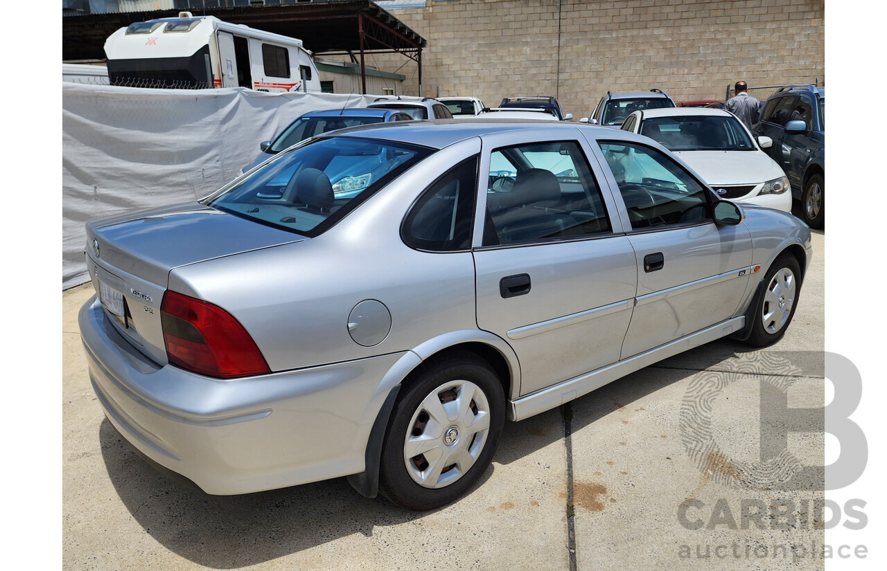 1/2001 Holden Vectra GL JSII 4d Sedan Silver 2.2L