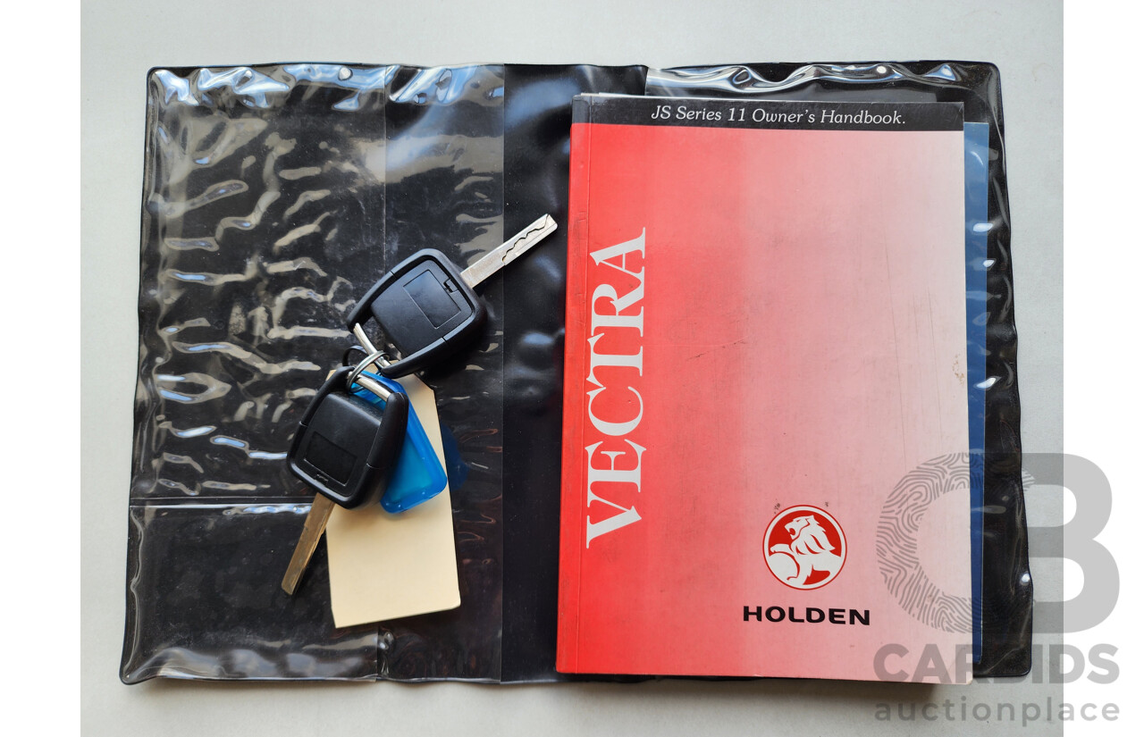 1/2001 Holden Vectra GL JSII 4d Sedan Silver 2.2L