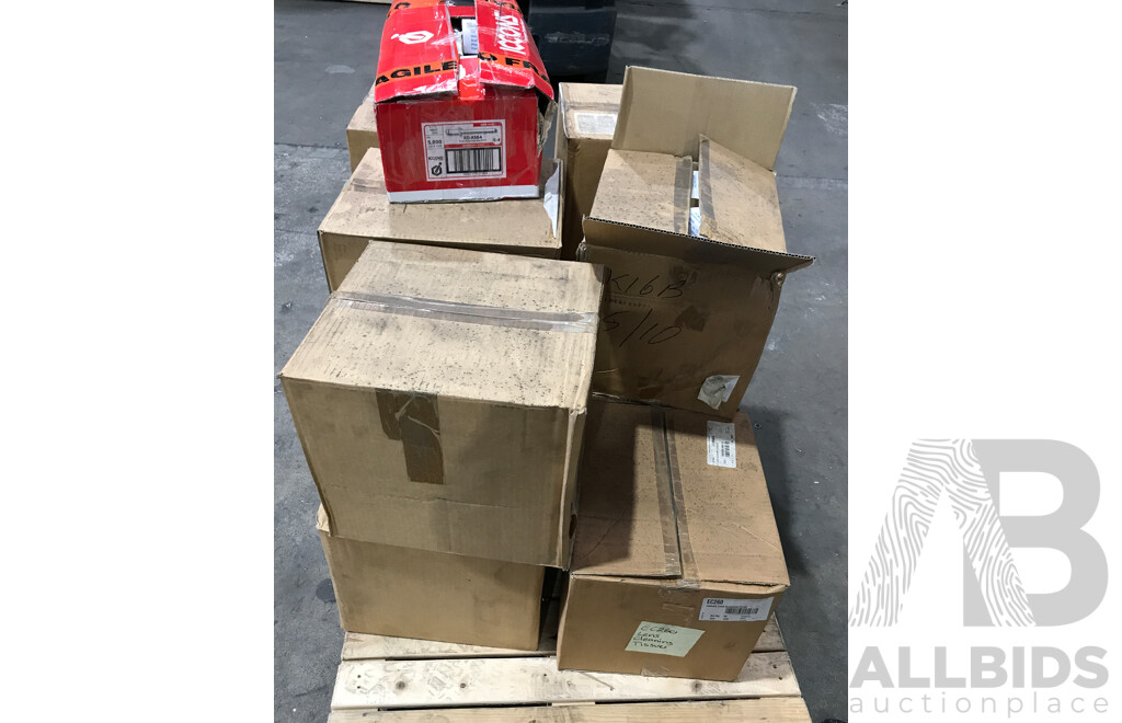 Pallet Lot of UniSafe Lens Cleaning Tissue (Boxes of 40pcs)