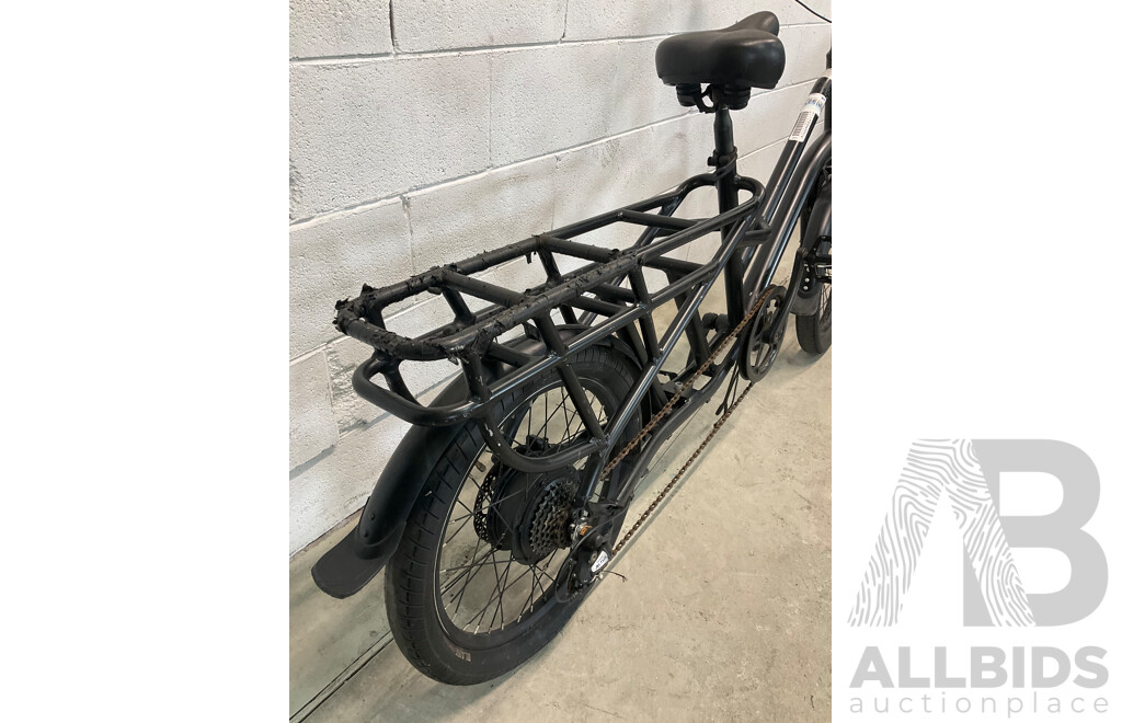 Black Bike (40cm Frame)