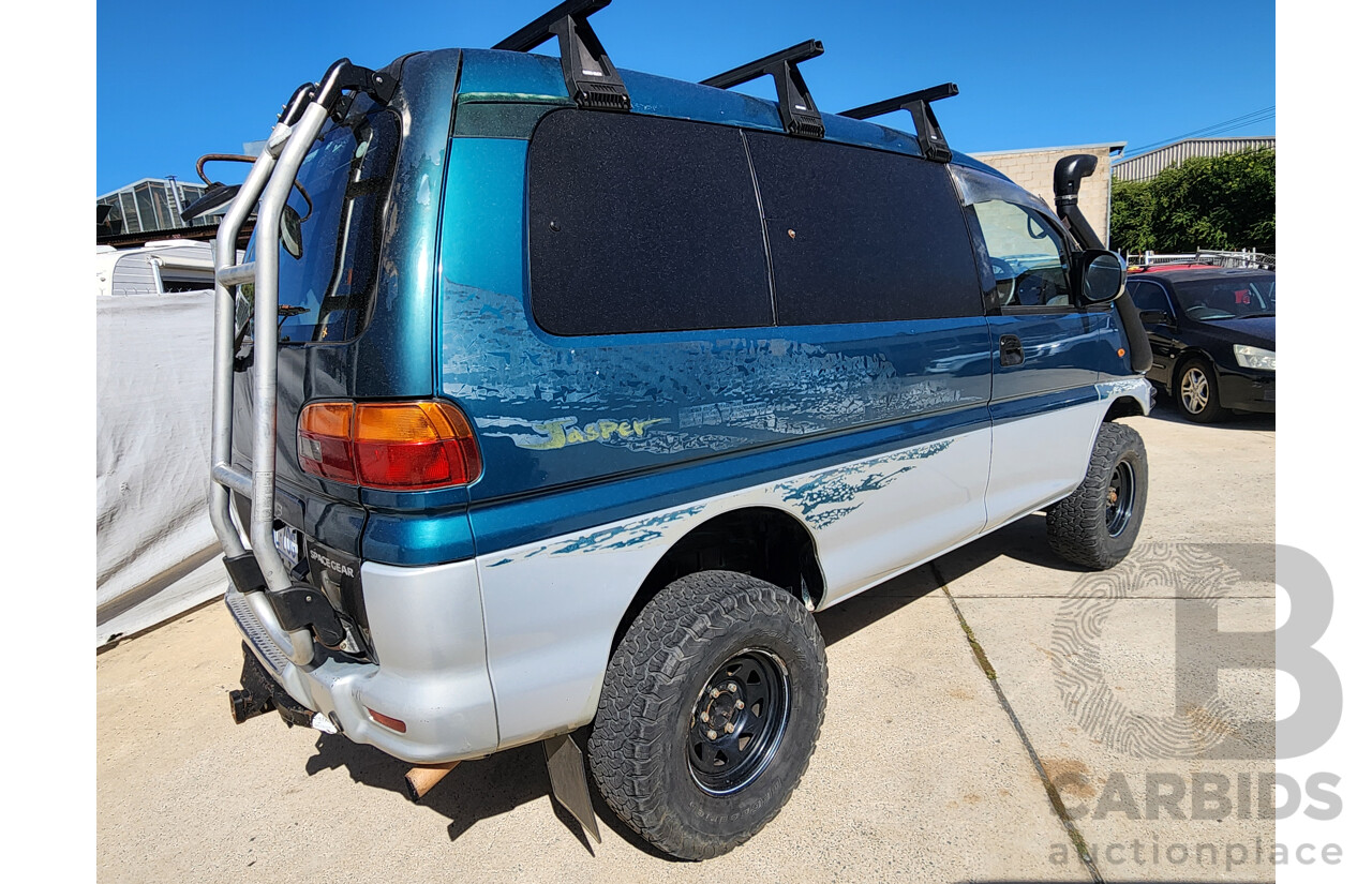 6/1997 Imported Mitsubishi DELICA (SPACEGEAR) 4D Wagon Green 4WD DIESEL TURBO 2.8L 4 SP AUTOMATIC
