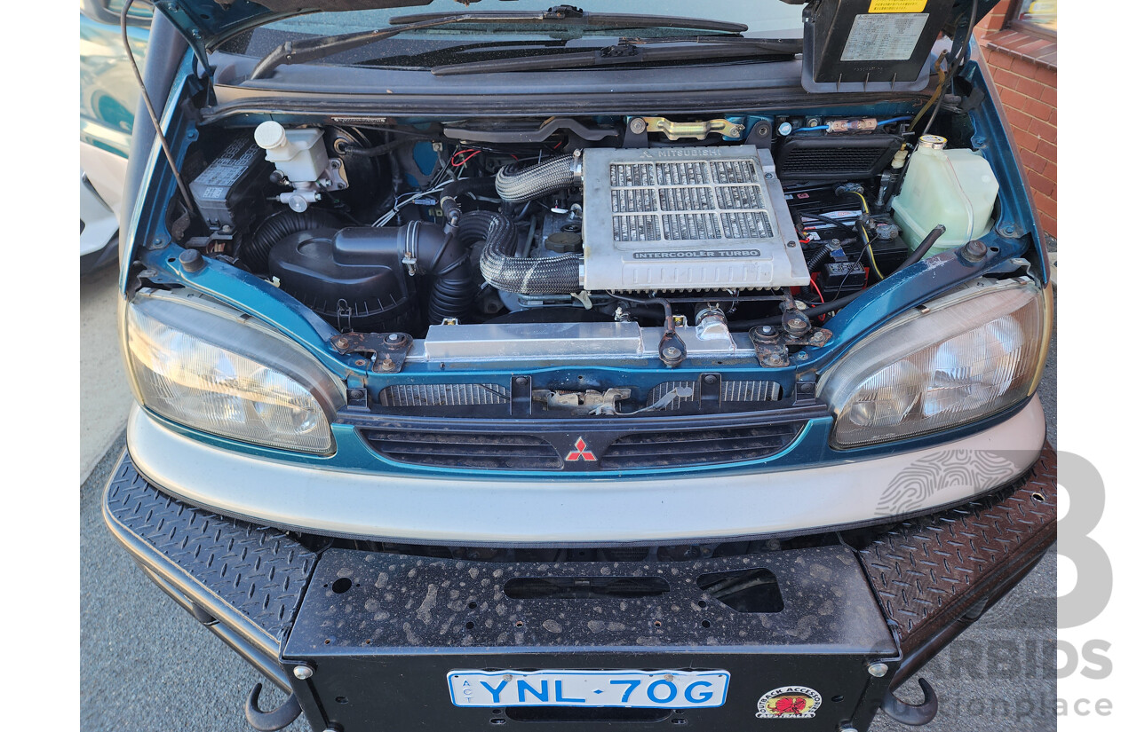 6/1997 Imported Mitsubishi DELICA (SPACEGEAR) 4D Wagon Green 4WD DIESEL TURBO 2.8L 4 SP AUTOMATIC