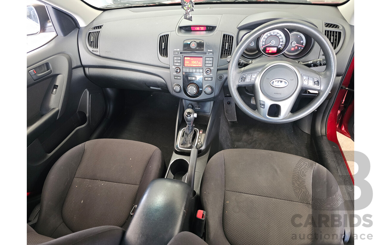 10/2010 Kia Cerato Si TD MY11 5d Hatchback Maroon 2.0L
