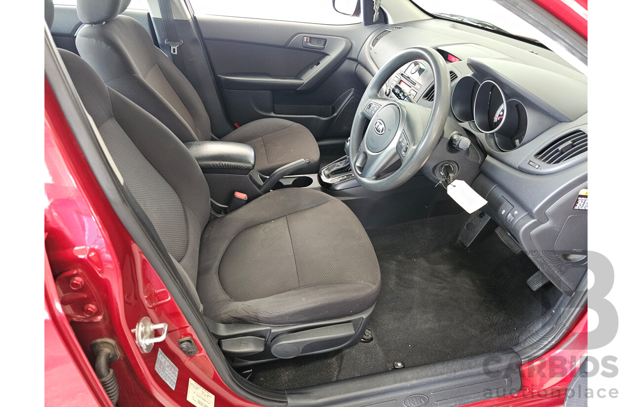 10/2010 Kia Cerato Si TD MY11 5d Hatchback Maroon 2.0L