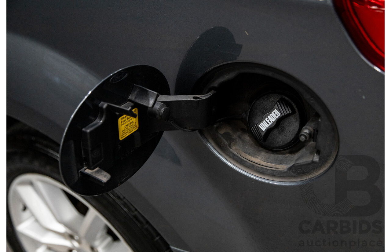 10/2014 Ford Territory TS (rwd) SZ MK2 4d Wagon Grey 4.0L