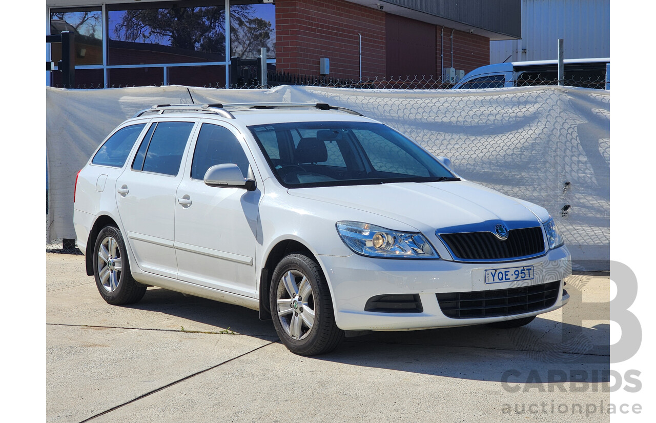 4/2013 Skoda Octavia TSI Ambition NE 4d Wagon White 1.4L
