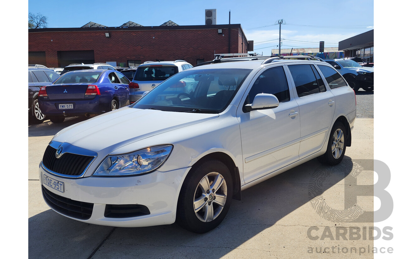 4/2013 Skoda Octavia TSI Ambition NE 4d Wagon White 1.4L