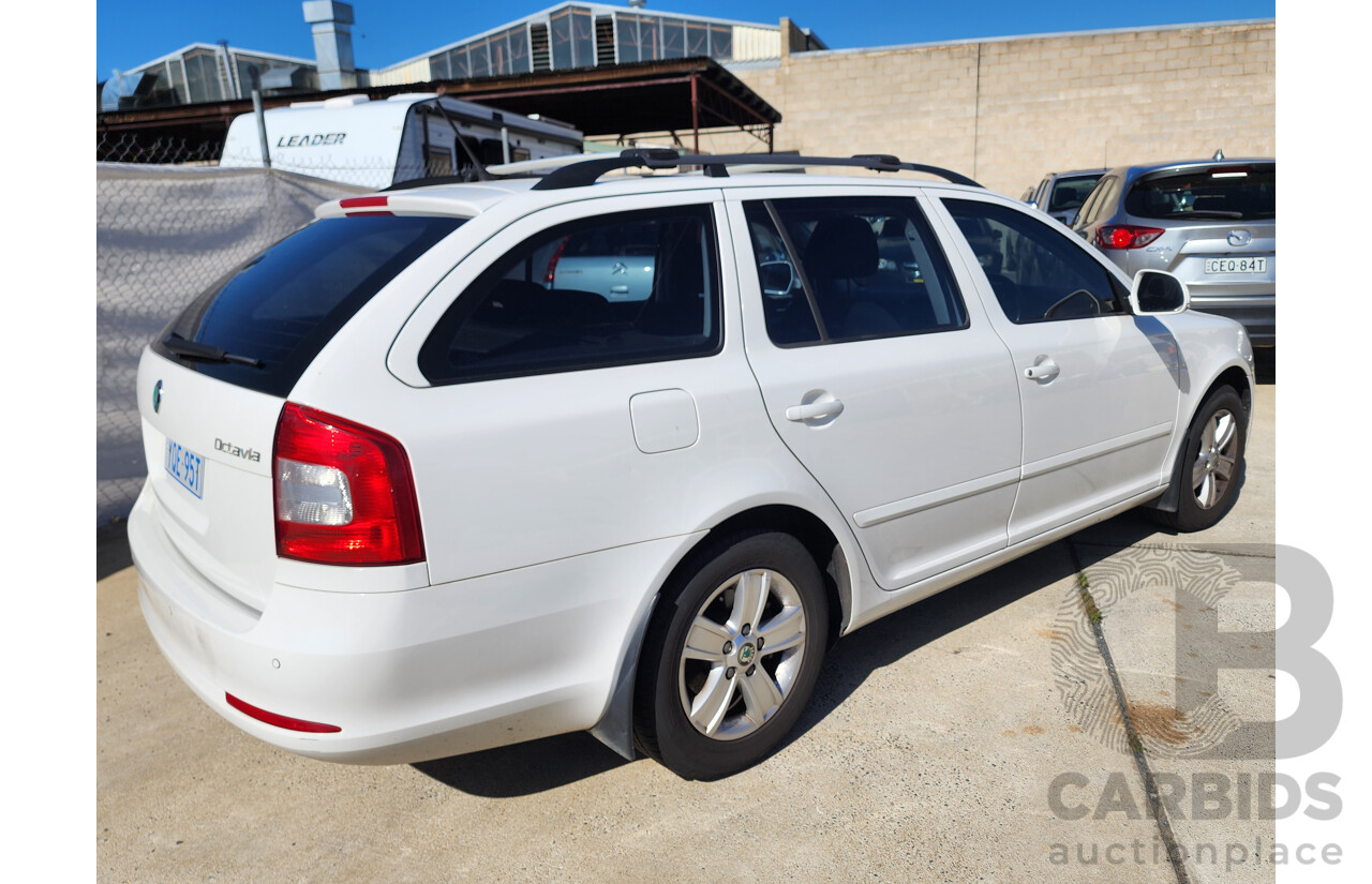 4/2013 Skoda Octavia TSI Ambition NE 4d Wagon White 1.4L