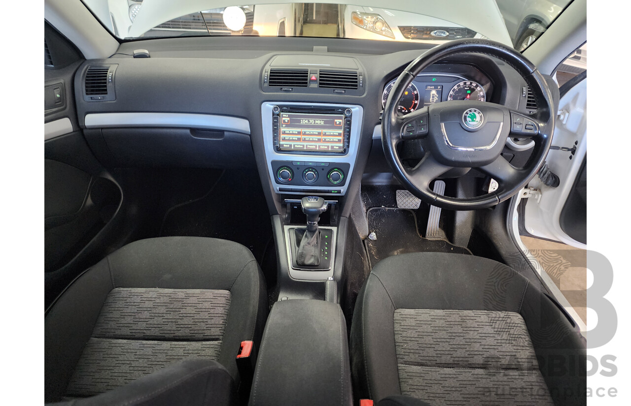 4/2013 Skoda Octavia TSI Ambition NE 4d Wagon White 1.4L