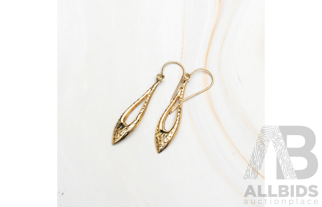 9ct Elongated Patterned Drop Earrings on Shepherds Hooks, 38mm, 0.65 Grams
