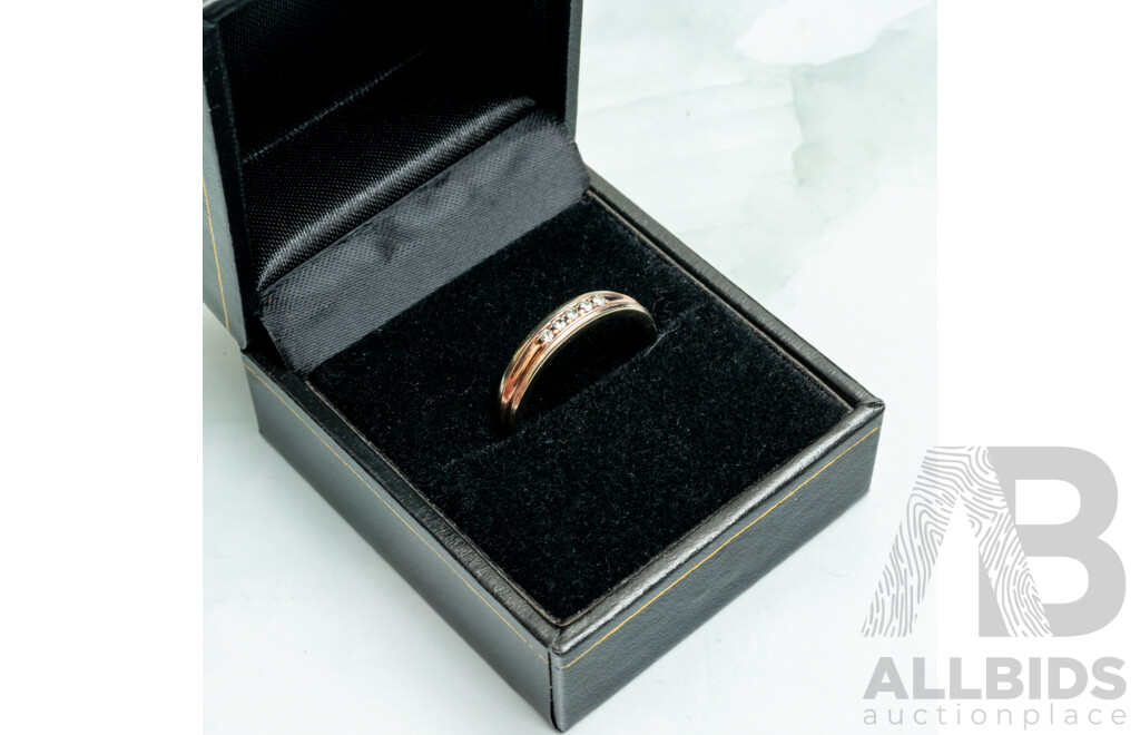 10ct Michael Hill Diamond Set Wedding Ring in White/rose Gold, TDW 0.08CT, Size N, 2.92 Grams