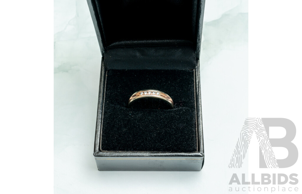 10ct Michael Hill Diamond Set Wedding Ring in White/rose Gold, TDW 0.08CT, Size N, 2.92 Grams