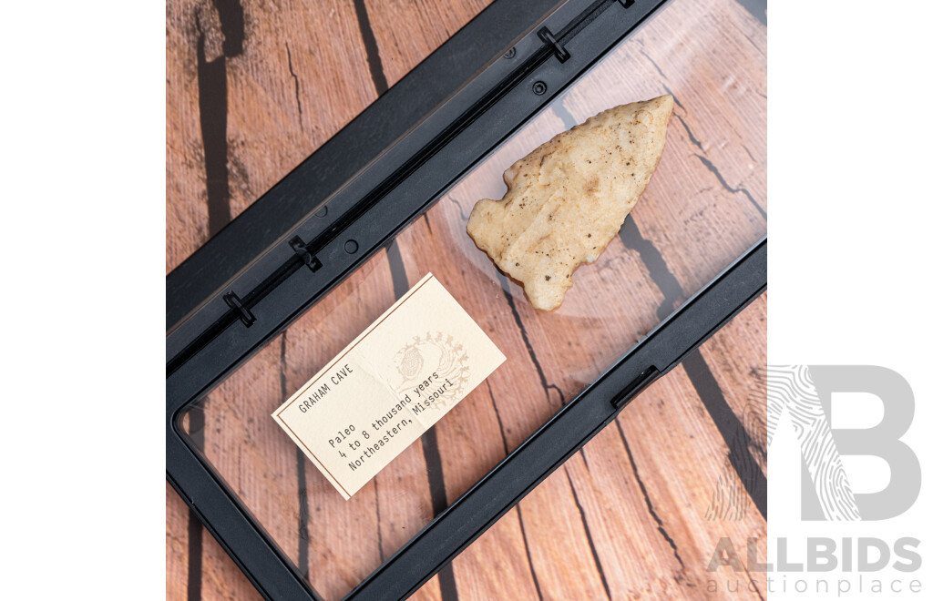 Collection Three Ancient North American Items Comprising Projectile Point, Novaculite Arrowhead & Mogollon Culture Pottery Sherd, All in Collectors Cases