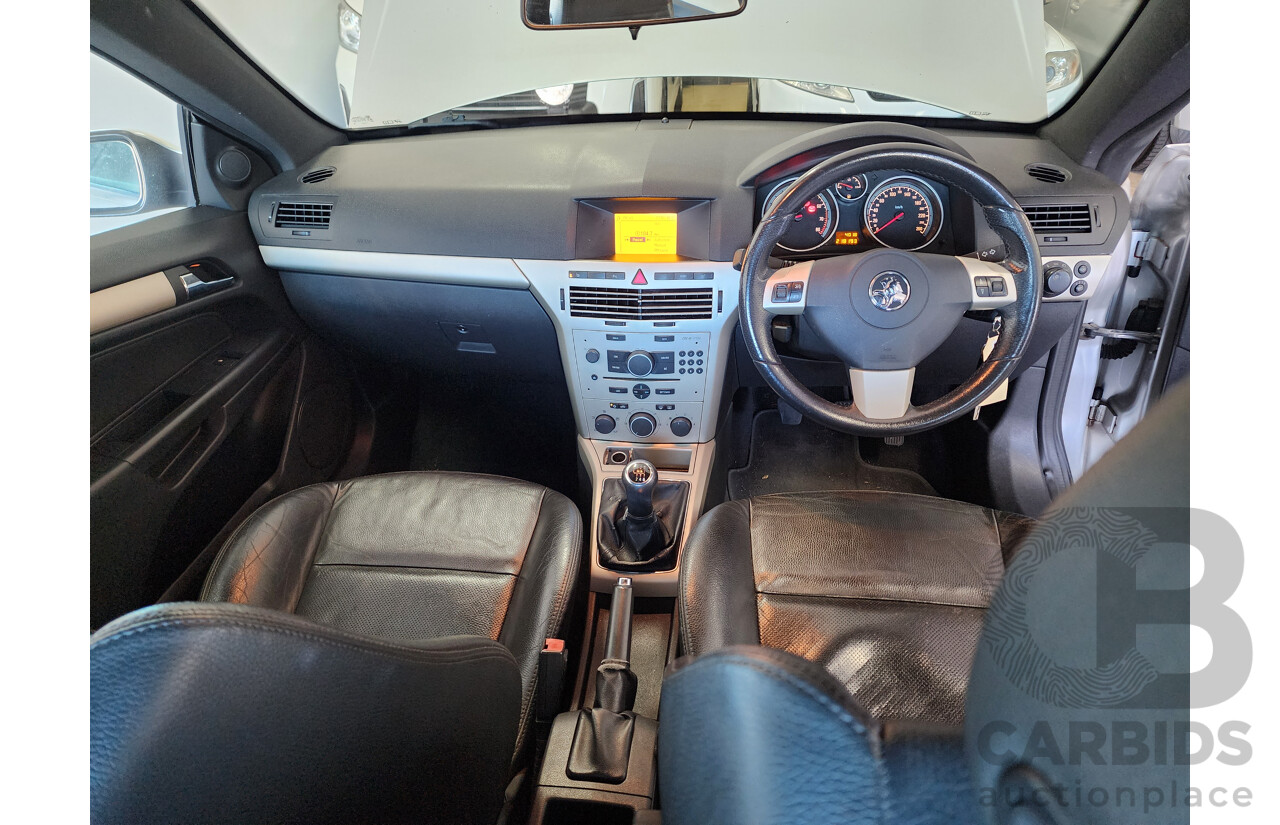 1/2007 Holden Astra TWIN TOP AH 2d Convertible Silver 2.2L