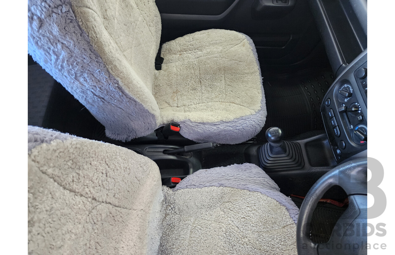 8/2009 Suzuki Jimny Sierra (4x4)  2d Wagon Silver 1.3L