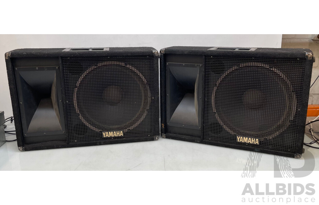 Yamaha SM15IV Professional Floor Speakers - Set of 2