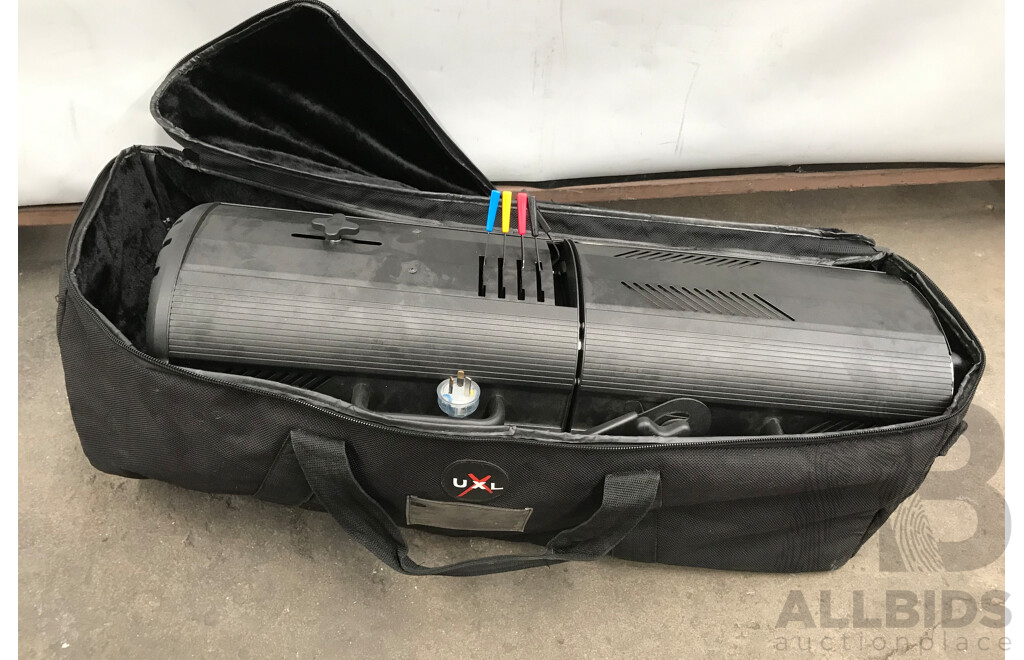 DTS Moon 575 Followspot Light with Stand with Carry Bag