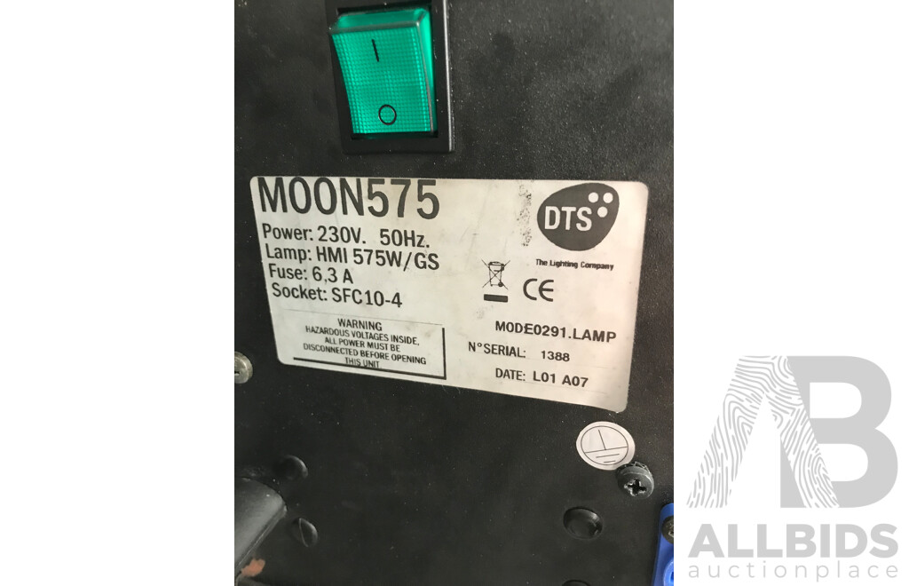 DTS Moon 575 Followspot Light with Stand with Carry Bag