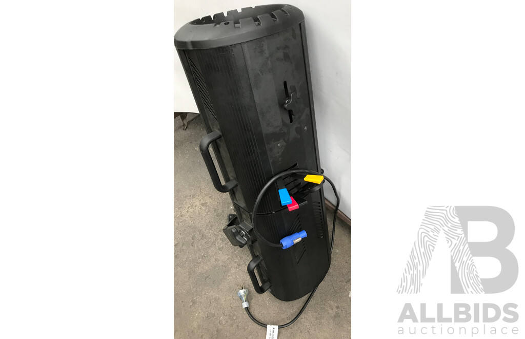 DTS Moon 575 Followspot Light with Stand with Carry Bag