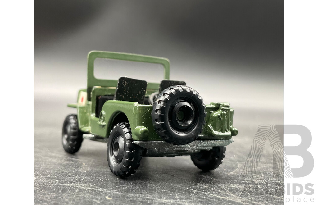 TOMICA Black Box Retired No. 25 Mitsubishi Jeep J3R Diecast Car 1/56 - Made in Japan