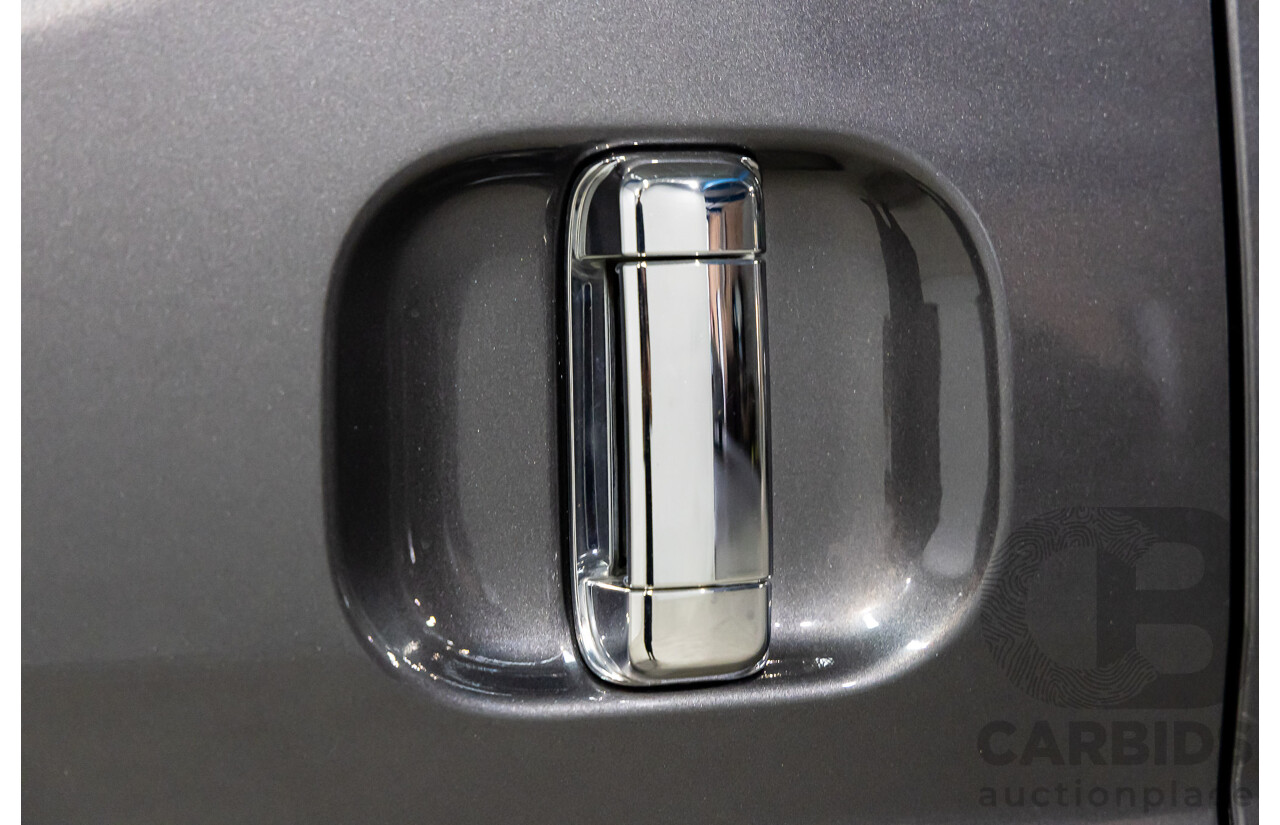 12/2019 Toyota Granvia (RWD) GDH303R 4d Wagon Graphite Metallic Turbo Diesel 2.8L - 6 Seater