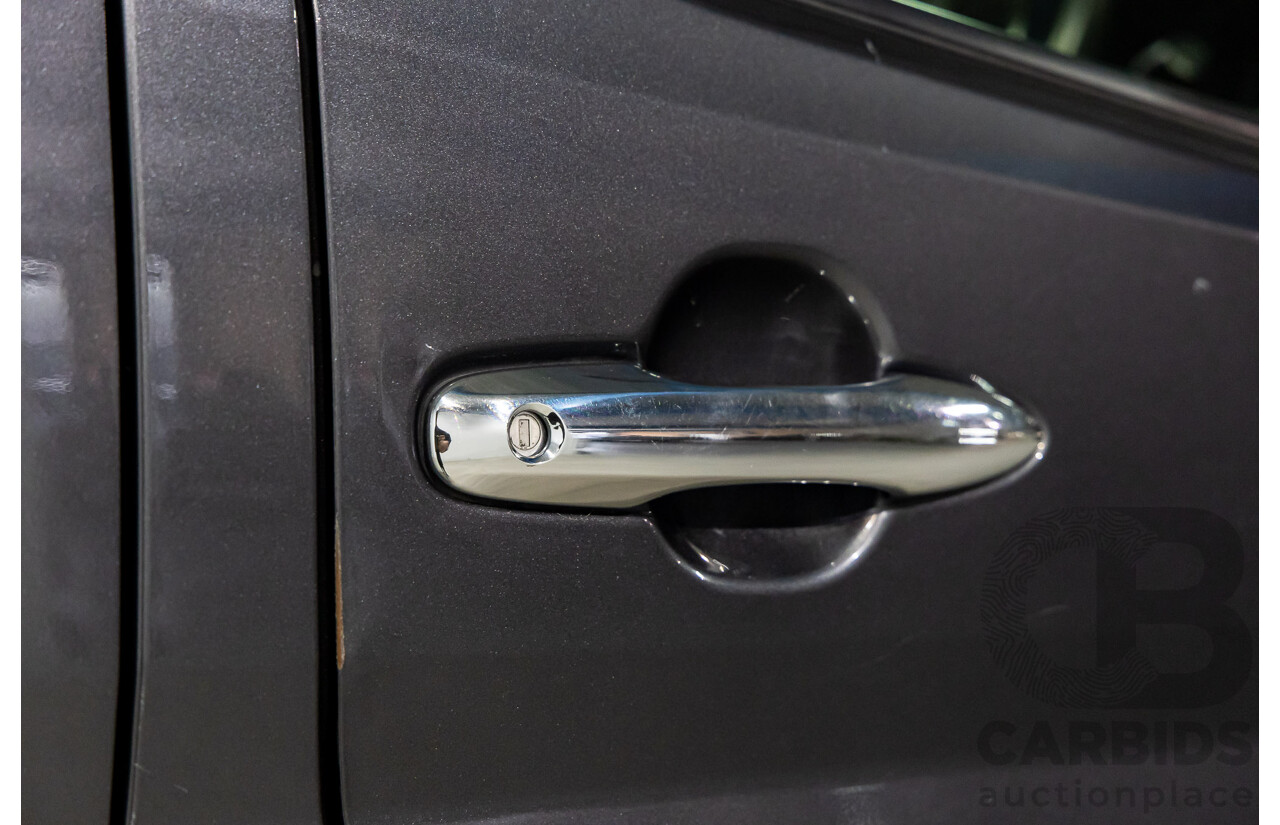 12/2019 Toyota Granvia (RWD) GDH303R 4d Wagon Graphite Metallic Turbo Diesel 2.8L - 6 Seater