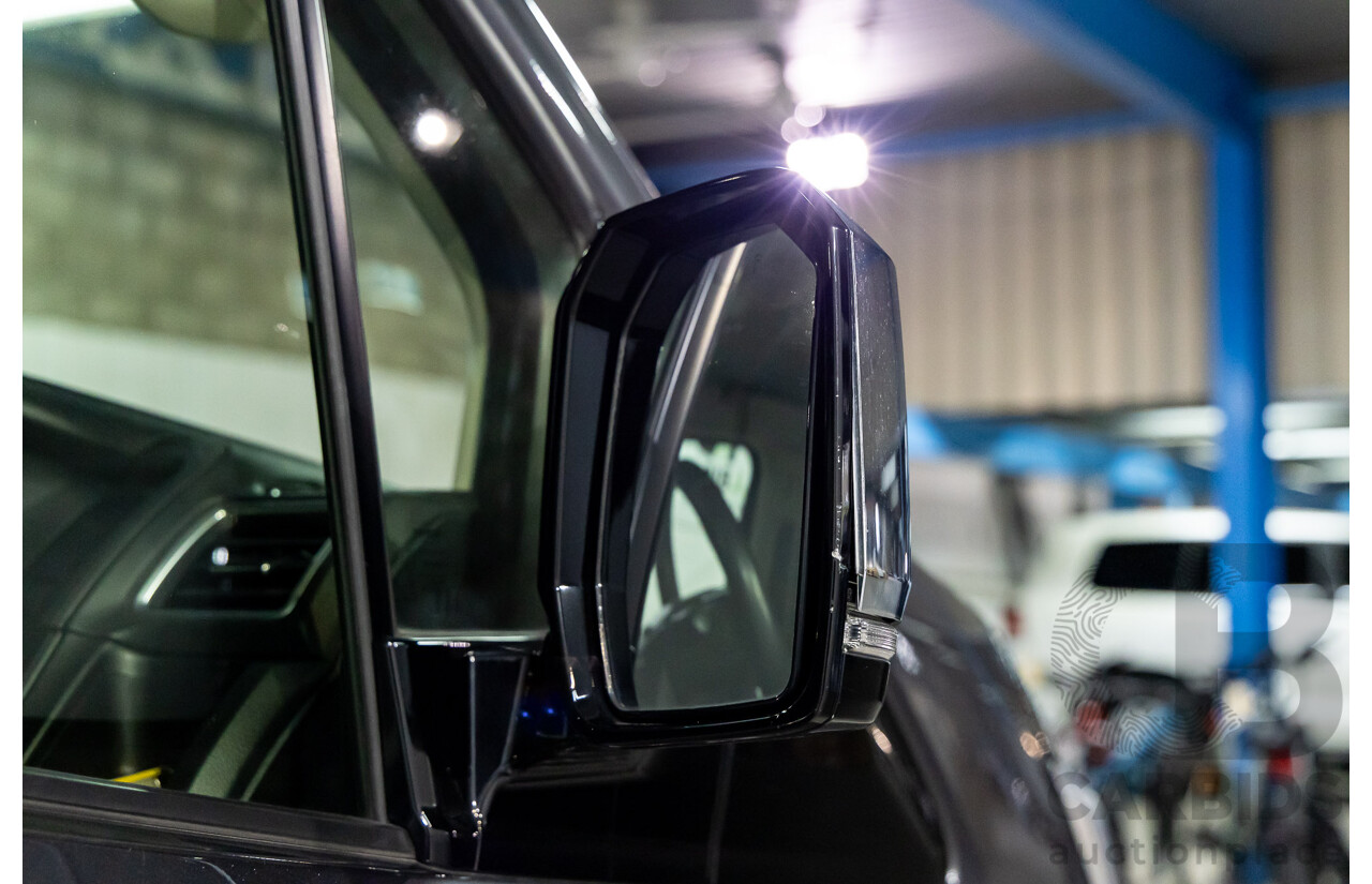 12/2019 Toyota Granvia (RWD) GDH303R 4d Wagon Graphite Metallic Turbo Diesel 2.8L - 6 Seater