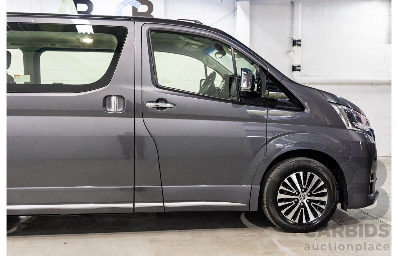 12/2019 Toyota Granvia (RWD) GDH303R 4d Wagon Graphite Metallic Turbo Diesel 2.8L - 6 Seater