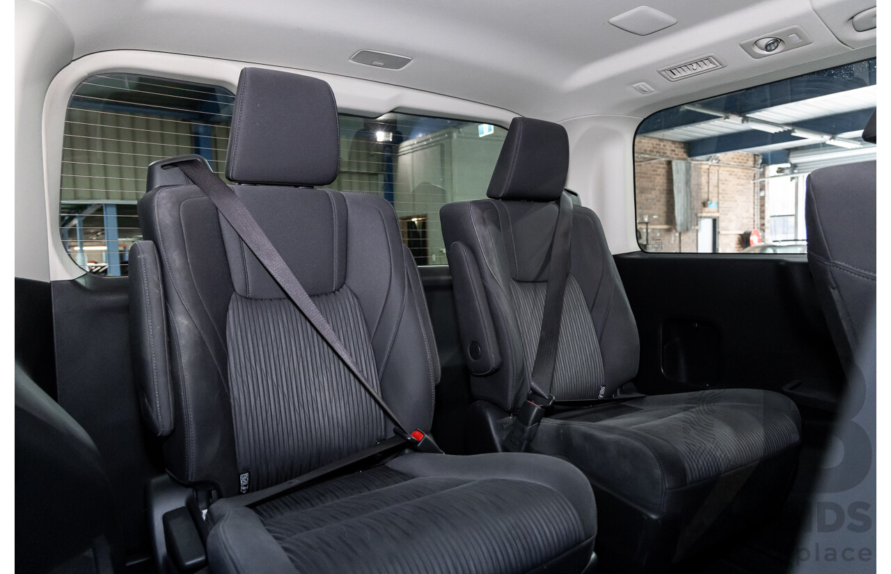 12/2019 Toyota Granvia (RWD) GDH303R 4d Wagon Graphite Metallic Turbo Diesel 2.8L - 6 Seater