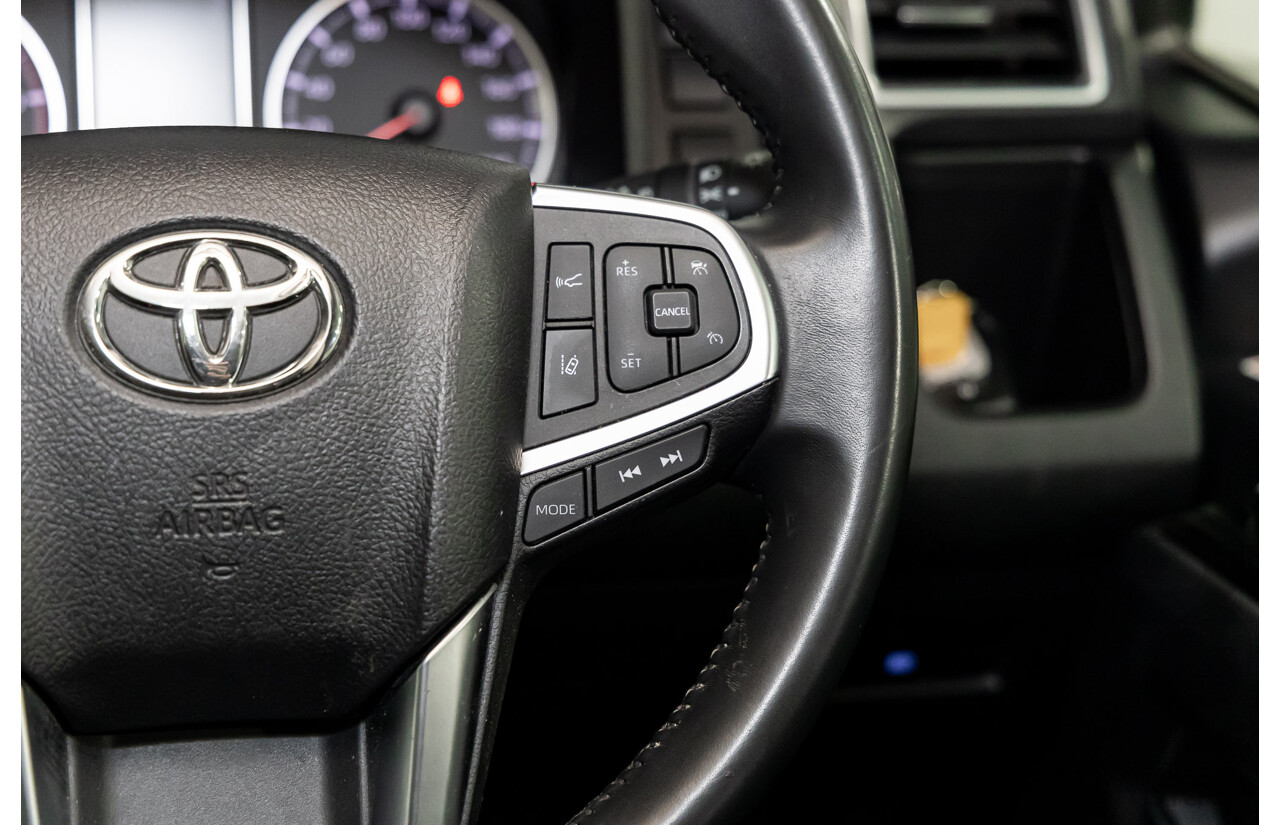 12/2019 Toyota Granvia (RWD) GDH303R 4d Wagon Graphite Metallic Turbo Diesel 2.8L - 6 Seater