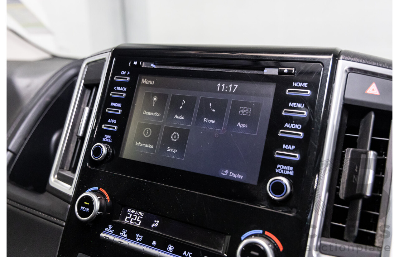 12/2019 Toyota Granvia (RWD) GDH303R 4d Wagon Graphite Metallic Turbo Diesel 2.8L - 6 Seater