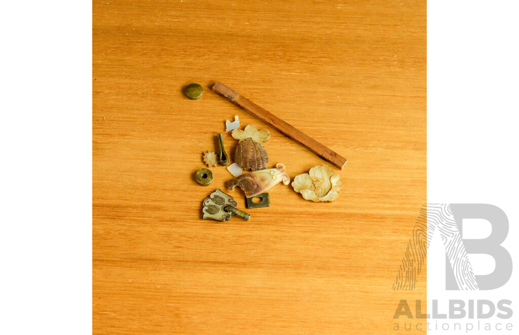 Fine Antique Japanese Carved and Pierced Hardwood Cabinet (Shodona) Profusely Decorated with Shibayama Inlay, Meiji Period (1868-1912)