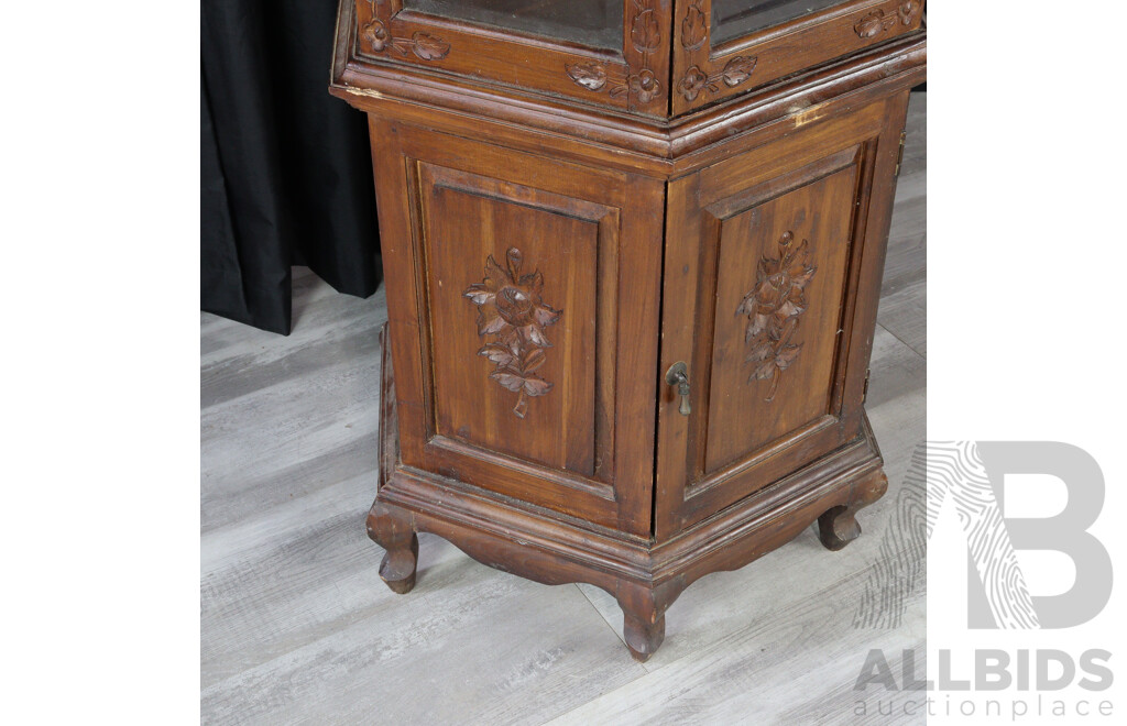 Mahogany Octagonal Display Case
