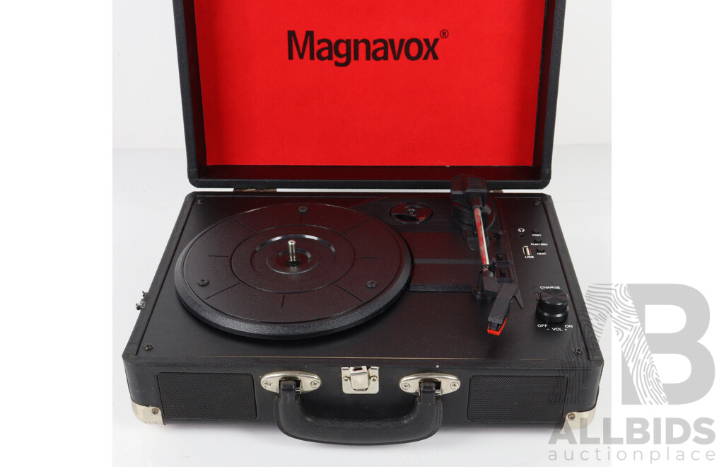 Magnavox Portable Turntable