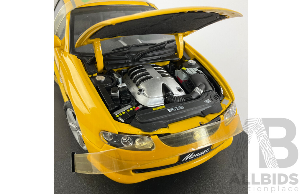 Diecast Holden Monaro CV8 1:18 Scale