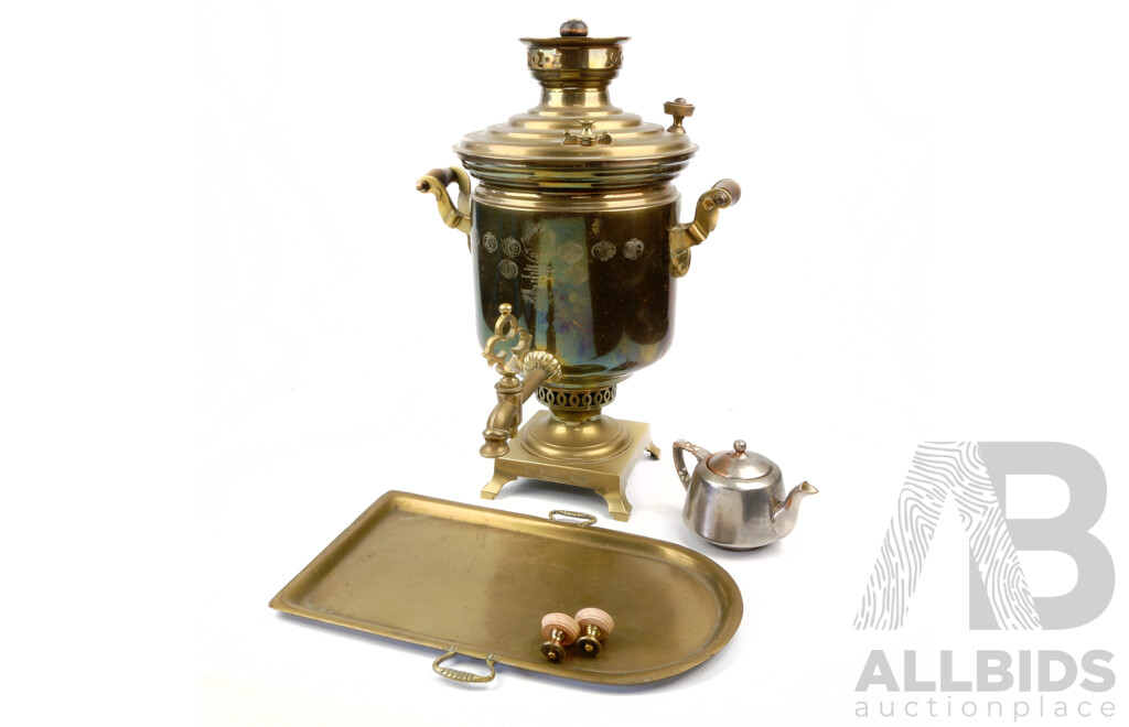 Fantastic Antique Russian Brass Samovar by Vasily Stepanovich Batashev, Tula, Circa 1870s with Extra Knobs, Russian Brass Tray and More