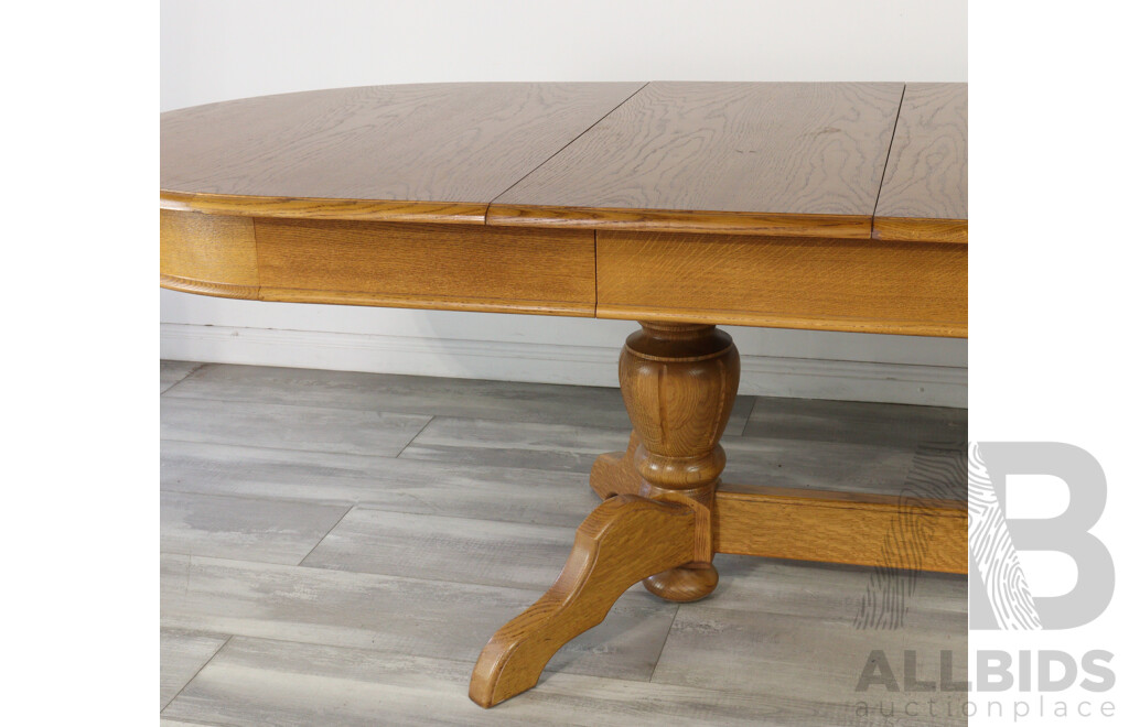 Oak Eight Piece Dining Suite