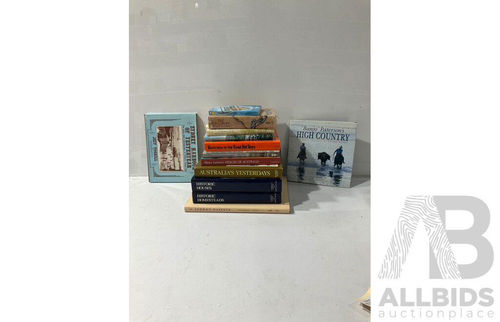 Collection Books Relating to Australia Including Australias National Trust Historic Homes and Historic Homesteads, FAcimile Volume Sydney Gazette 1806 & 7 and More