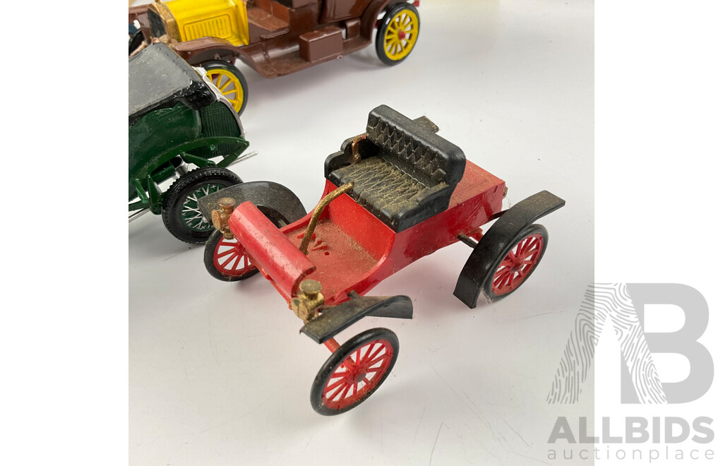 Vintage Revell Model Vintage Model Cars Including 1912 Packard, 1911 Rolls Royce, Including Enamel Paints