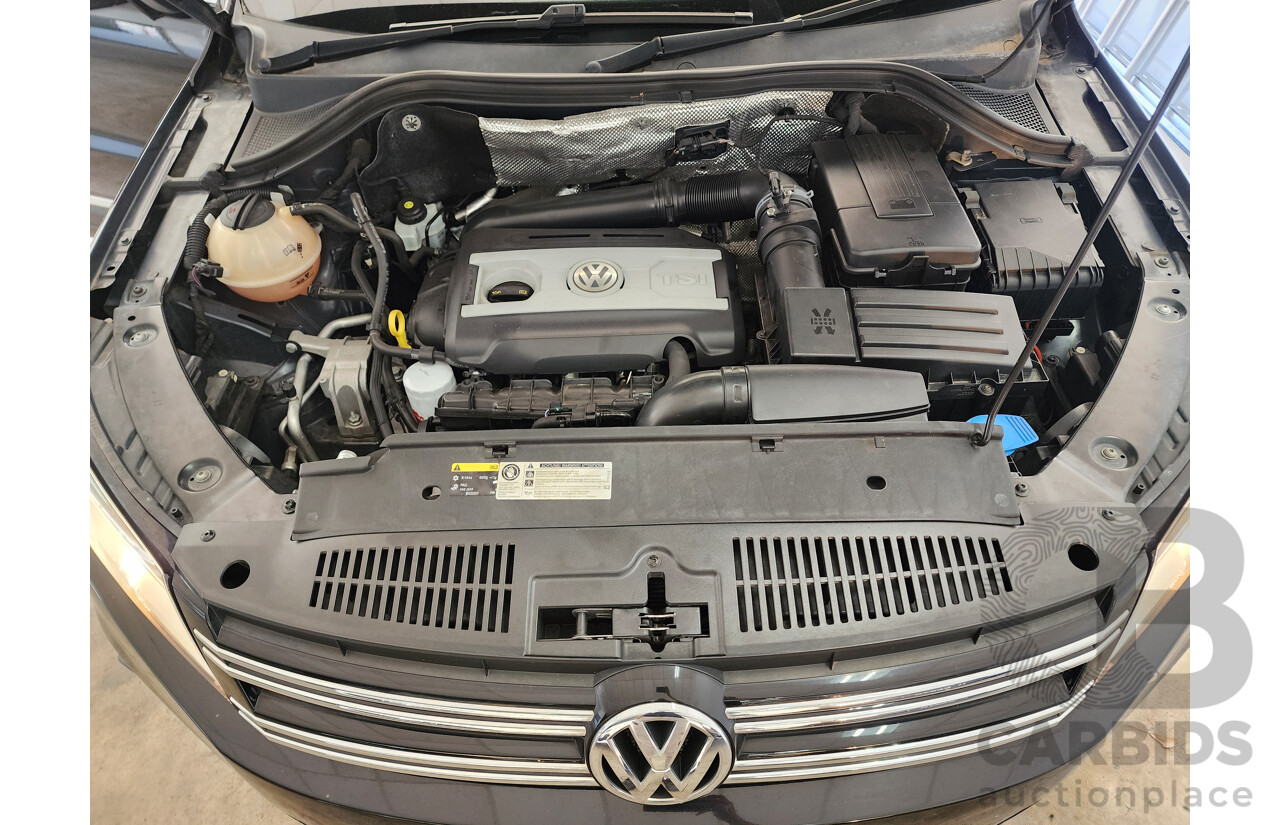 11/2014 Volkswagen Tiguan 132 TSI (4x4) 5NC MY15 4d Wagon Black 2.0L