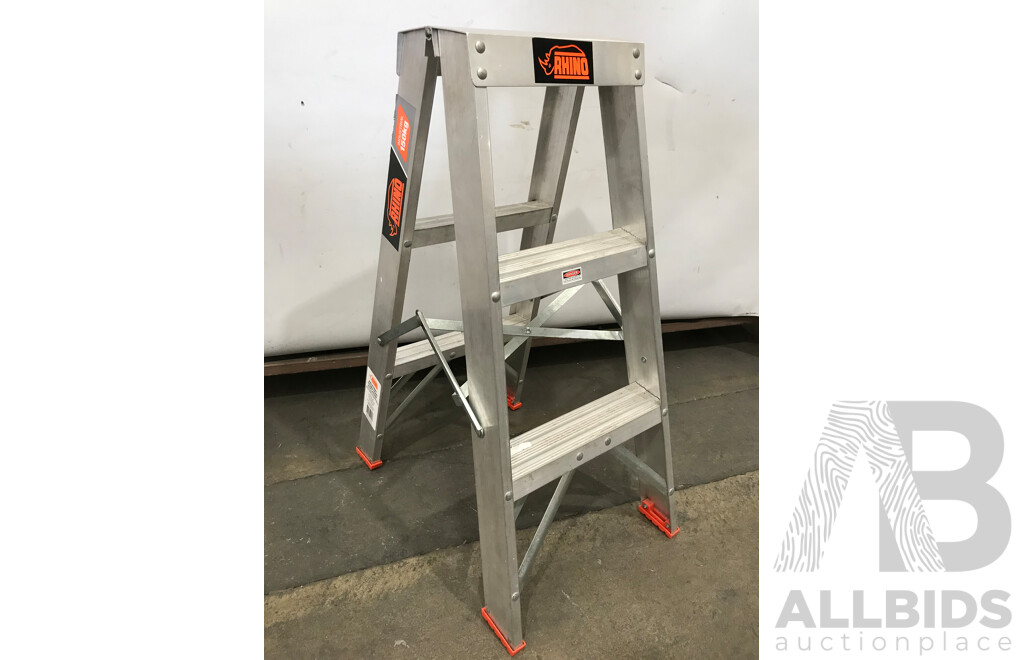 Rhino Industrial Double-Sided Step Ladder