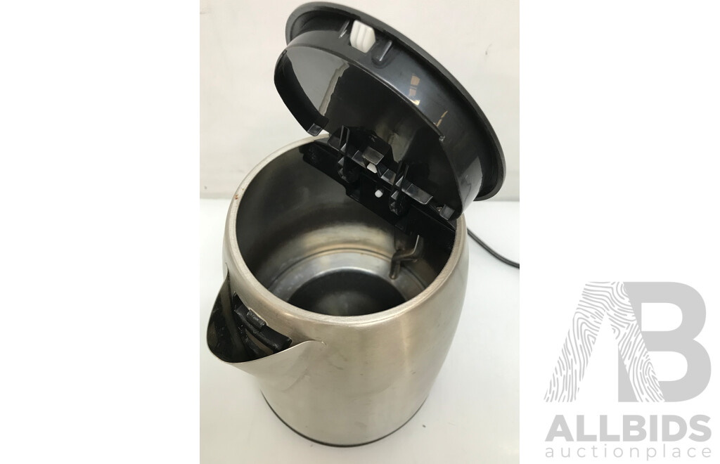 Adesso 1.7L Stainless Steel Kettle