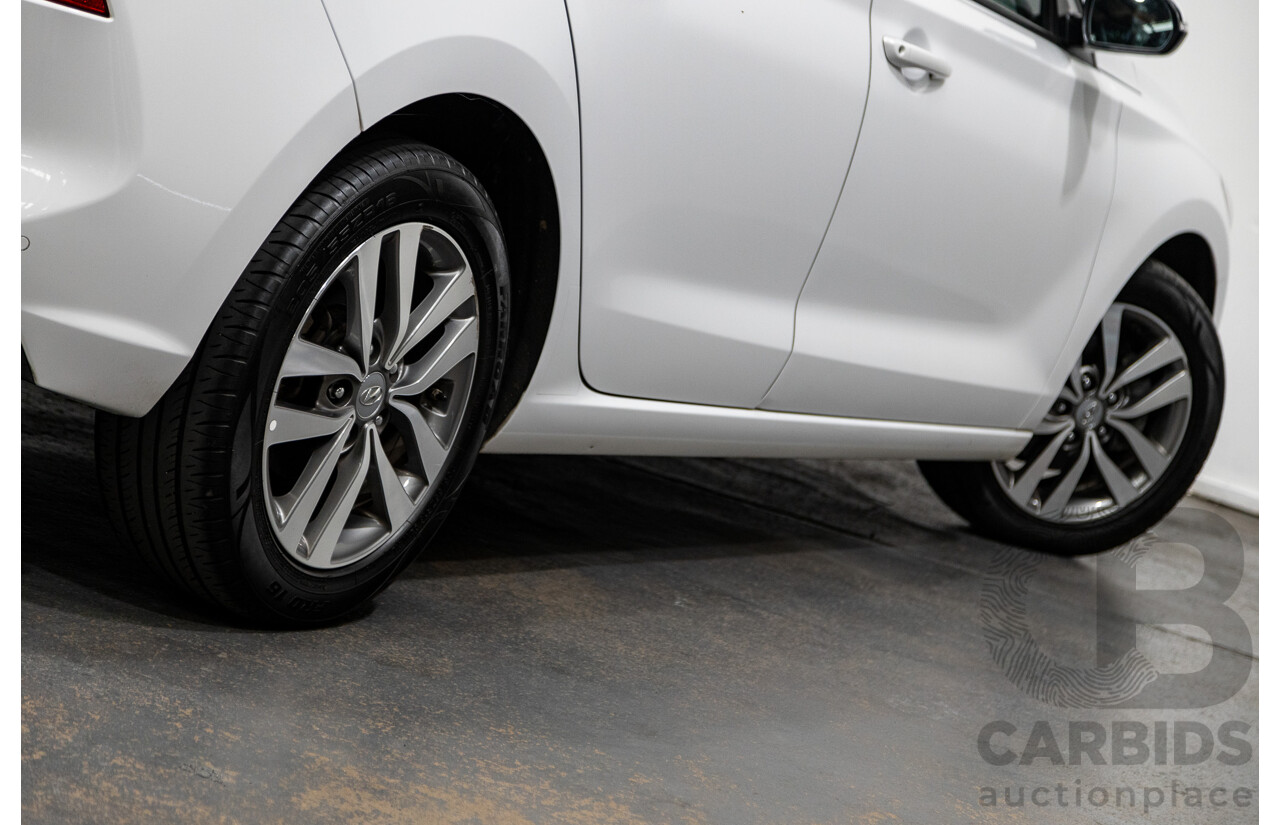 03/2018 Hyundai I30 ACTIVE FWD PD 4D Hatchback Polar White 2.0L