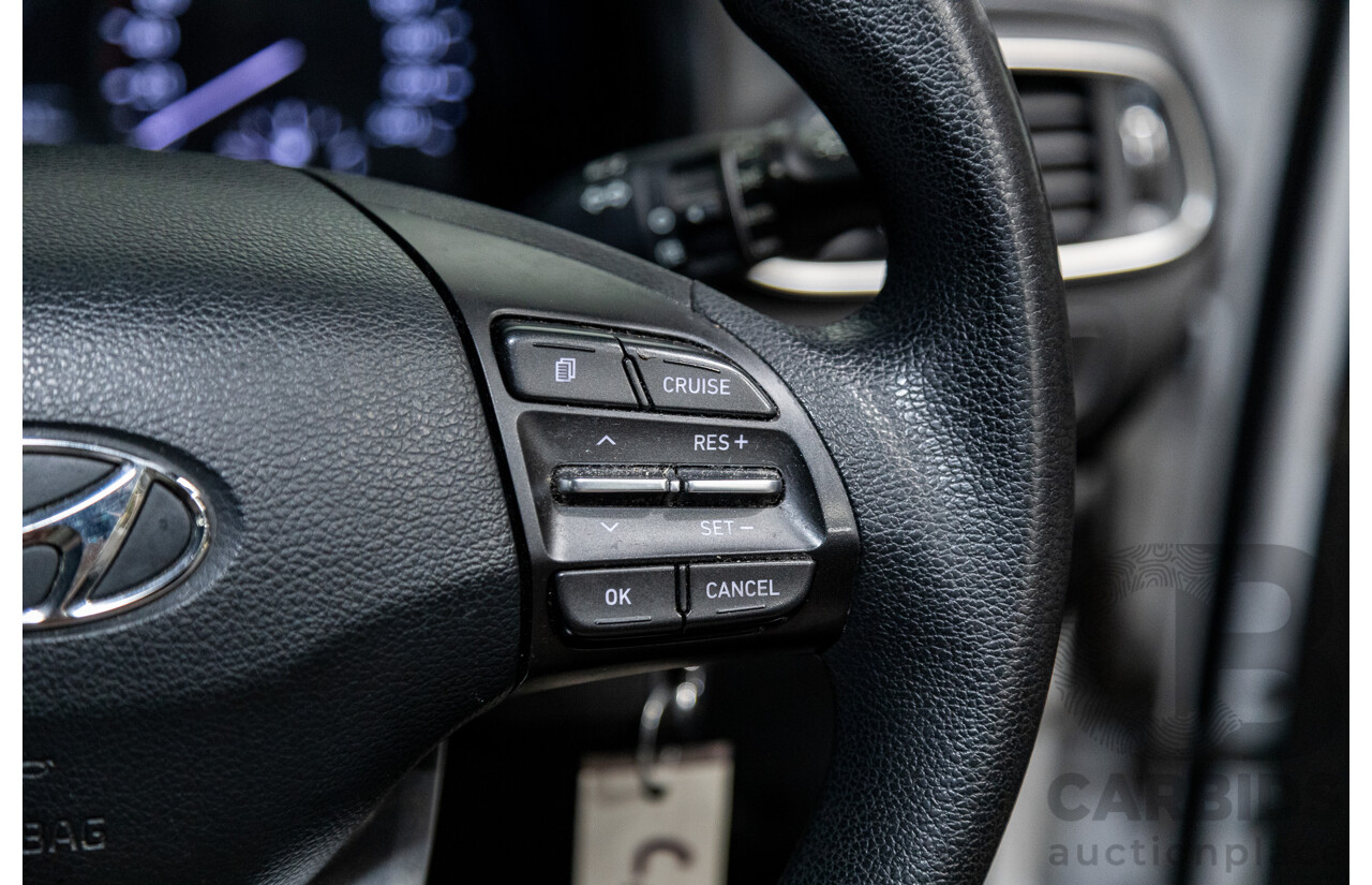 03/2018 Hyundai I30 ACTIVE FWD PD 4D Hatchback Polar White 2.0L